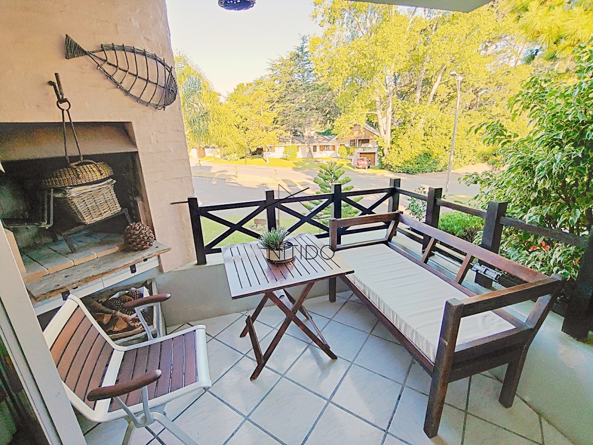 Apartamento ID.308 - Apartamento en playa Mansa a pasos del mar