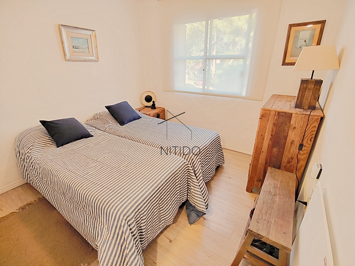 Apartamento ID.308 - Apartamento en playa Mansa a pasos del mar