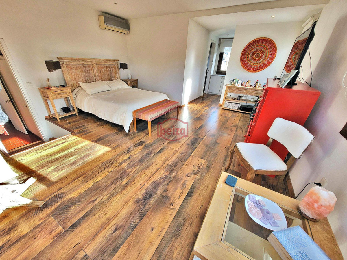 Casa ID.167242/Mansa.-Casa-3-Dormitorios-con-Apartamento-de-huéspedes.-Piscina. - Espectacular casa en Pinares para vivirla todo el año!