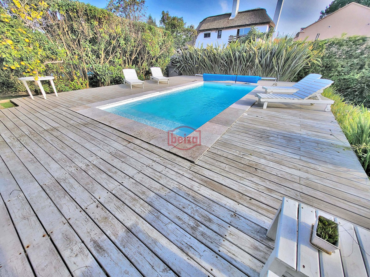 Casa ID.167242/Mansa.-Casa-3-Dormitorios-con-Apartamento-de-huéspedes.-Piscina. - Espectacular casa en Pinares para vivirla todo el año!