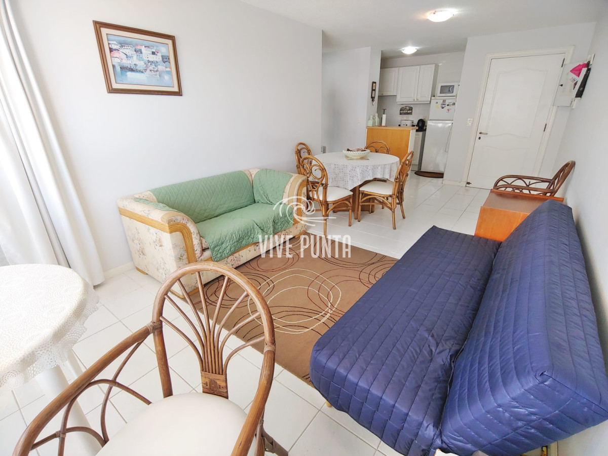 Apartamento ID.717 - Apartmento en venta - 1 dormitorio y medio - Playa Mansa