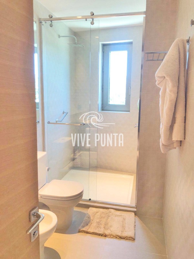 Apartamento ID.897 - Espectacular! Apartamento unificado en Fendi Chateau Punta del Este - VENTA