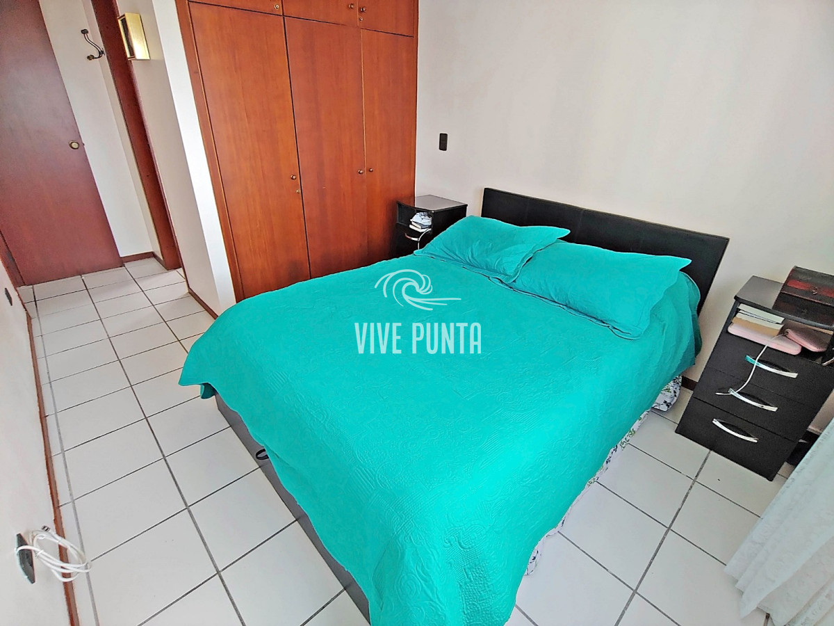 Apartamento ID.554 - Alquiler Punta del Este - Espectacular Pent House duplex con gran barbacoa cerrada a pasos de la Mansa