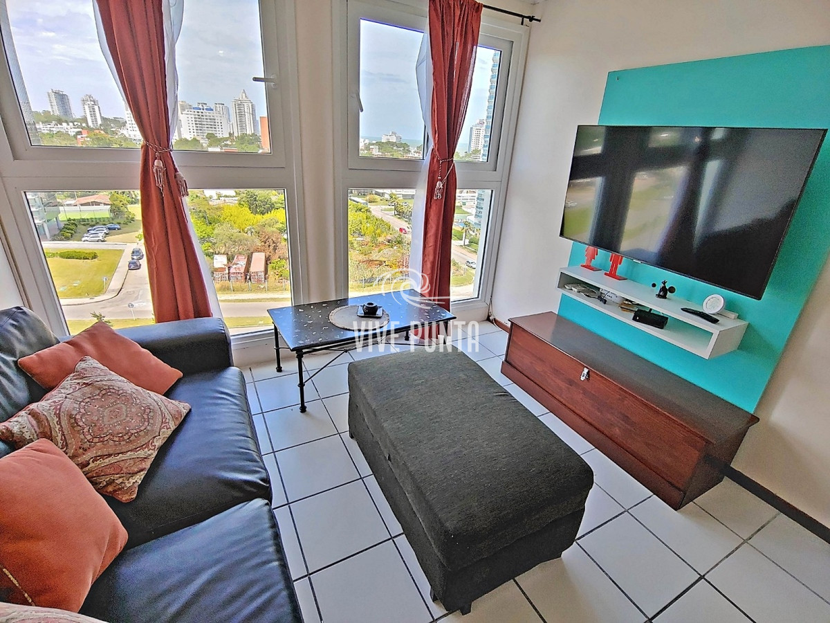 Apartamento ID.554 - Alquiler Punta del Este - Espectacular Pent House duplex con gran barbacoa cerrada a pasos de la Mansa