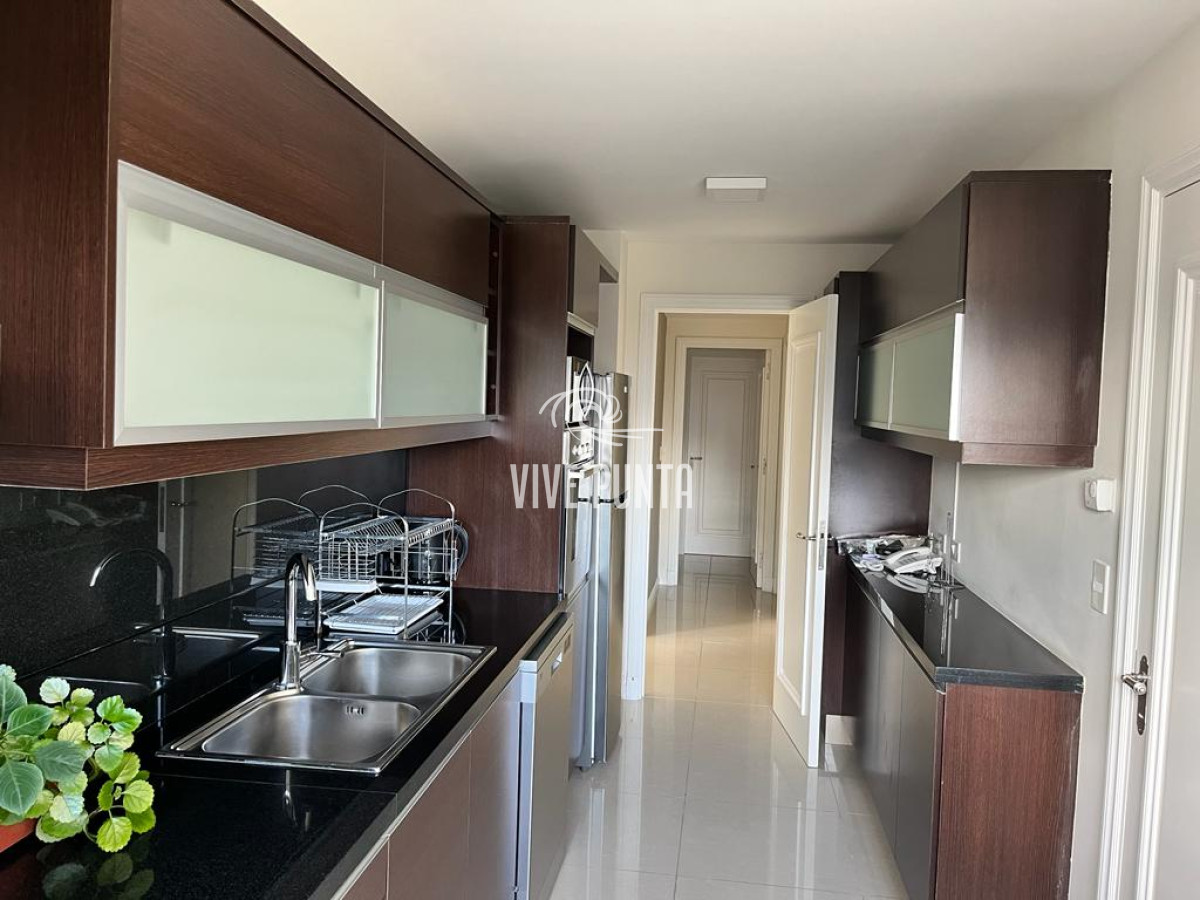 Apartamento ID.588 - Venta - Punta del Este - Imperiale 2 suites