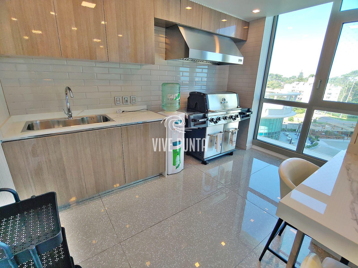 Apartamento ID.897 - Espectacular! Apartamento unificado en Fendi Chateau Punta del Este - VENTA