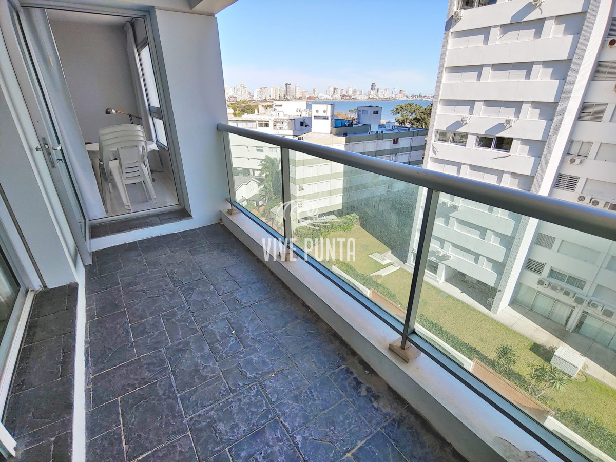 Apartamento ID.717 - Apartmento en venta - 1 dormitorio y medio - Playa Mansa