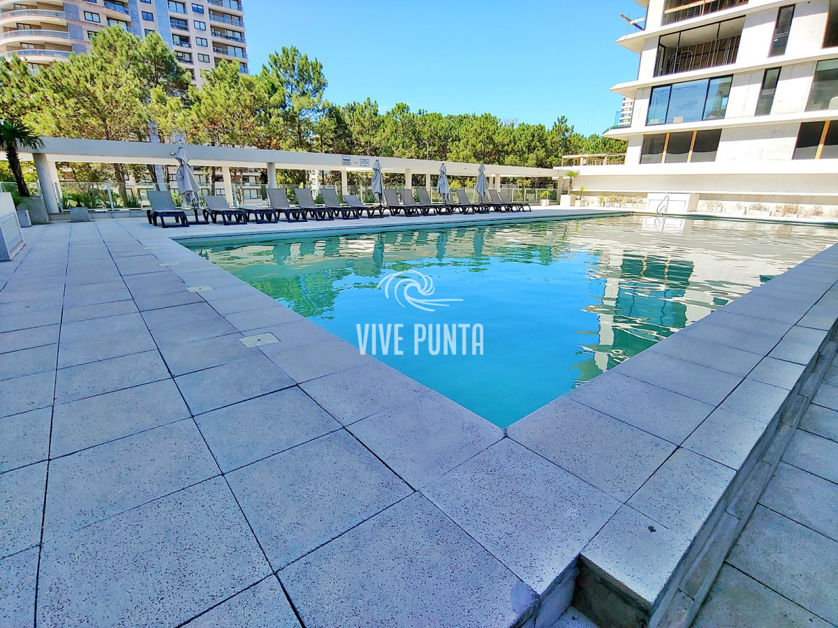 Apartamento ID.589 - Punta del Este, Venta - Moderno apartamento de 1 dormitorio en Torre de Categoría