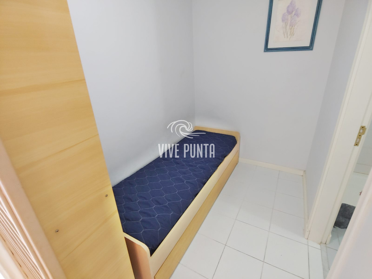 Apartamento ID.717 - Apartmento en venta - 1 dormitorio y medio - Playa Mansa