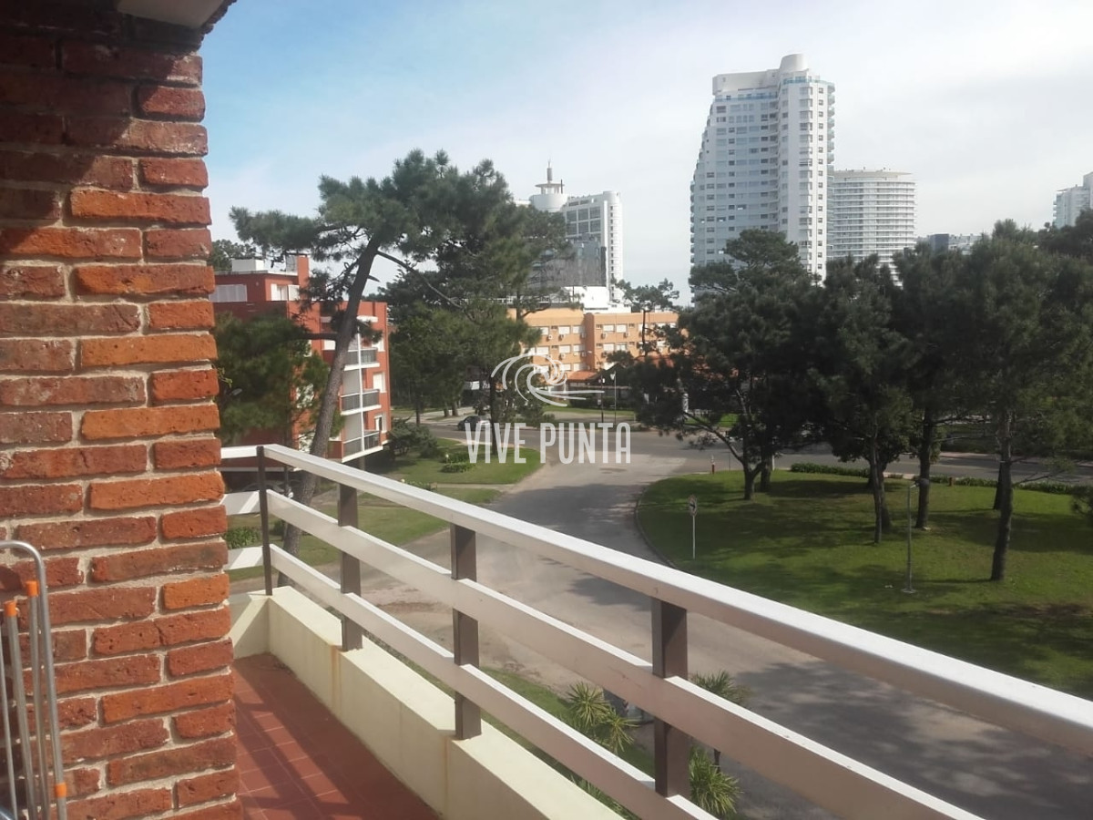 Apartamento ID.783 - VENTA - PUNTA DEL ESTE - Apartamento de 1 dormitorio reciclado