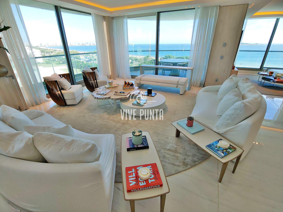 Apartamento ID.897 - Espectacular! Apartamento unificado en Fendi Chateau Punta del Este - VENTA