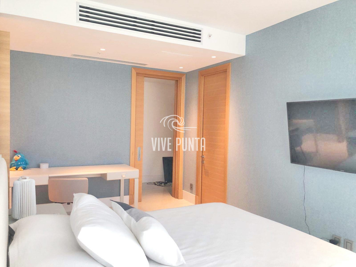 Apartamento ID.897 - Espectacular! Apartamento unificado en Fendi Chateau Punta del Este - VENTA