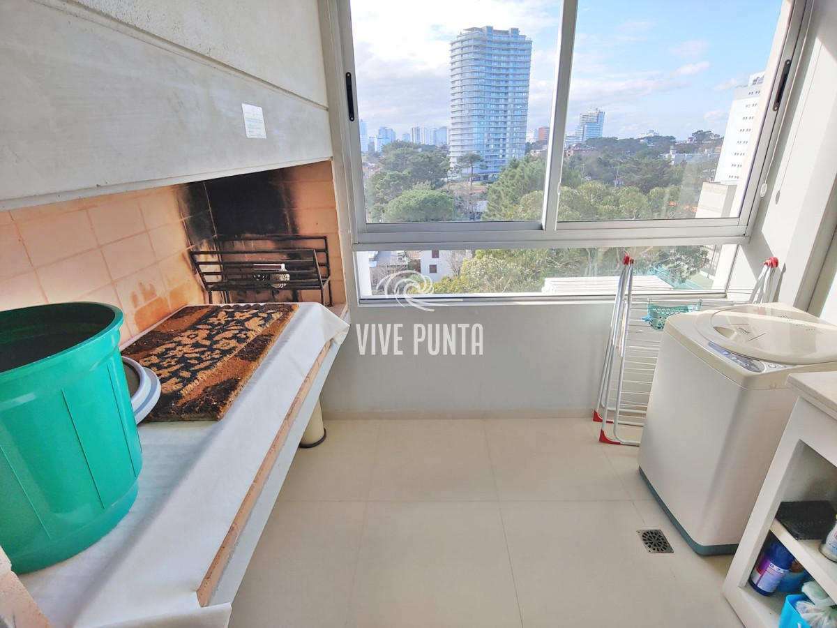 Apartamento ID.714 - Apartamento en VEnta Playa Mansa - Gran vista al mar - 2 dormitorios