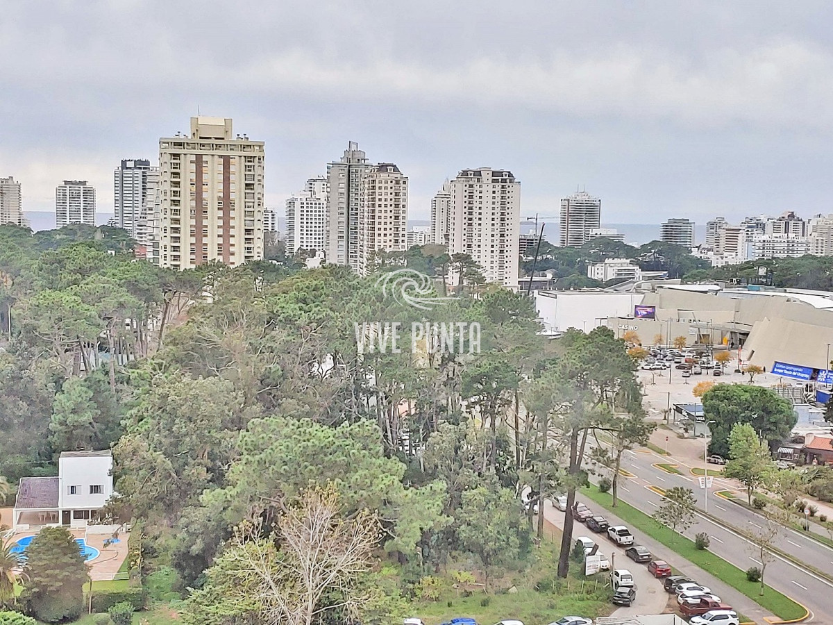 Apartamento ID.719 - Venta - Apartamento de 2 dormitorios en Torre de Categoría