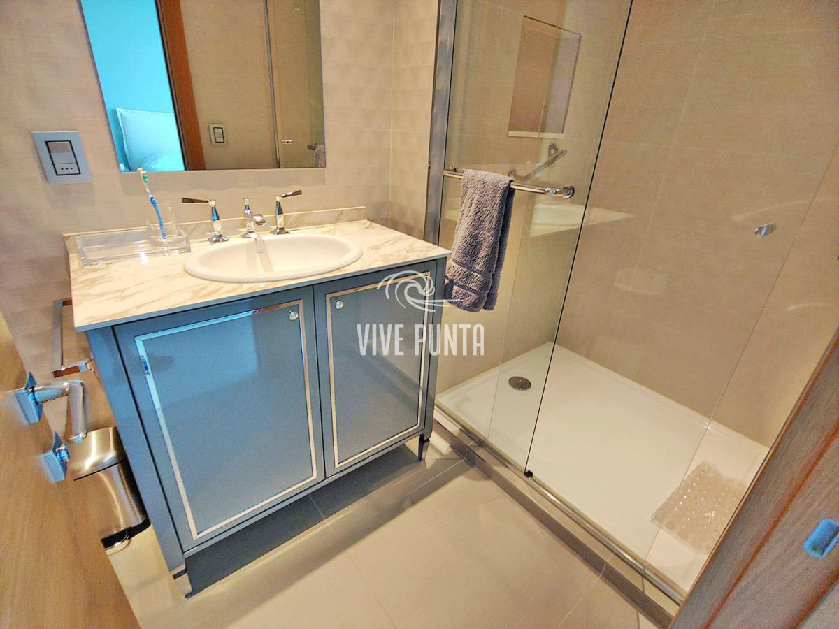Apartamento ID.897 - Espectacular! Apartamento unificado en Fendi Chateau Punta del Este - VENTA