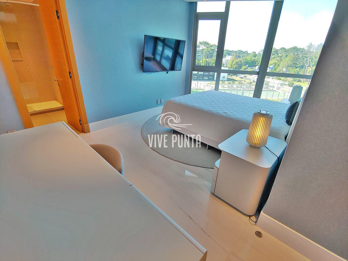 Apartamento ID.897 - Espectacular! Apartamento unificado en Fendi Chateau Punta del Este - VENTA