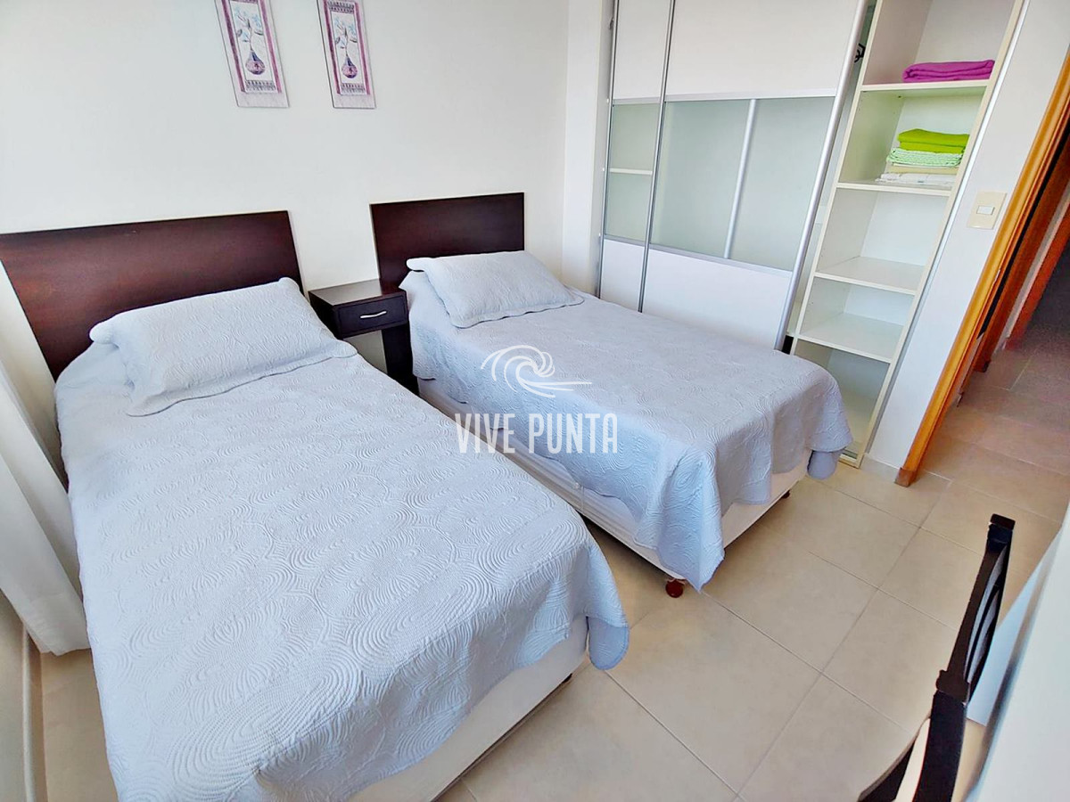 Apartamento ID.376 - Alquiler Punta del Este - Espectacular apartamento en Pda 7 hermosa vista al mar