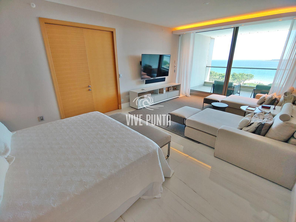 Apartamento ID.897 - Espectacular! Apartamento unificado en Fendi Chateau Punta del Este - VENTA