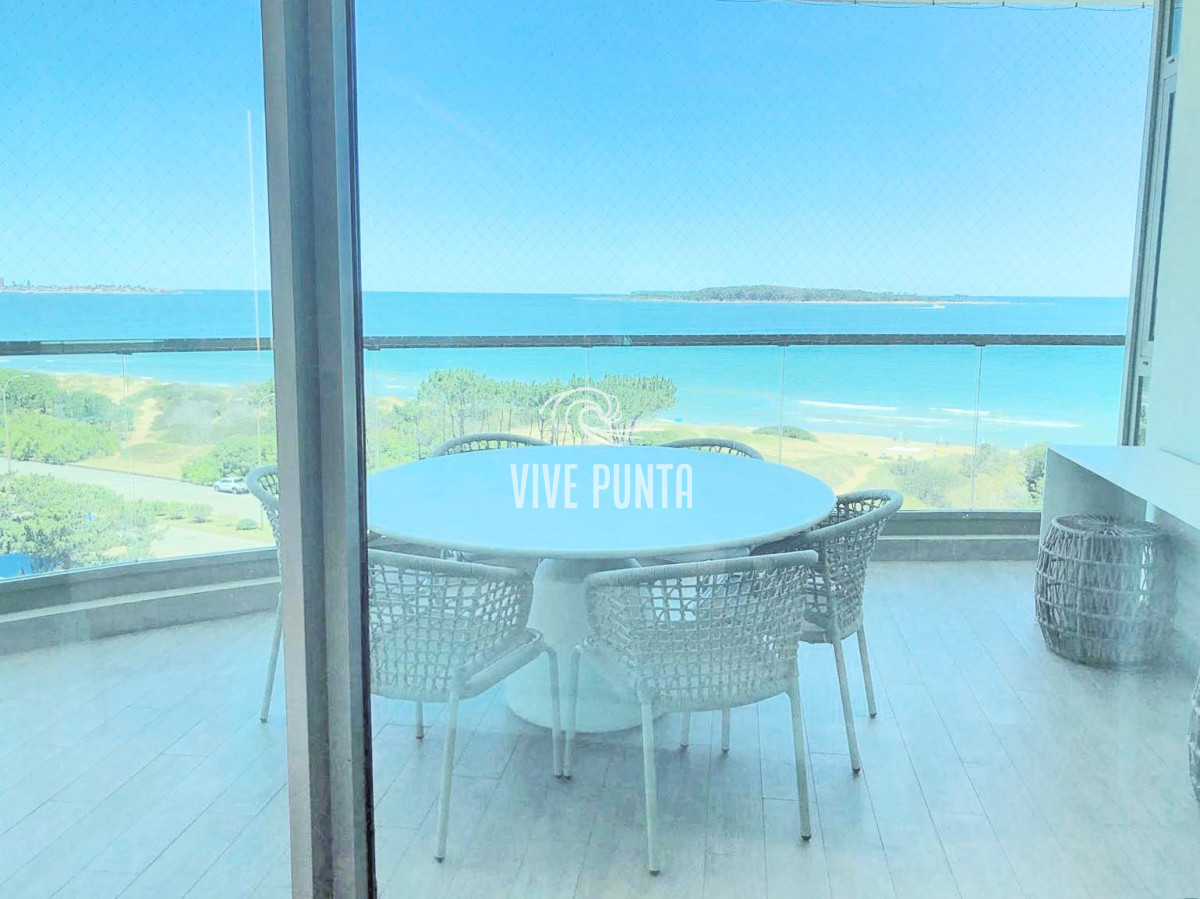 Apartamento ID.897 - Espectacular! Apartamento unificado en Fendi Chateau Punta del Este - VENTA