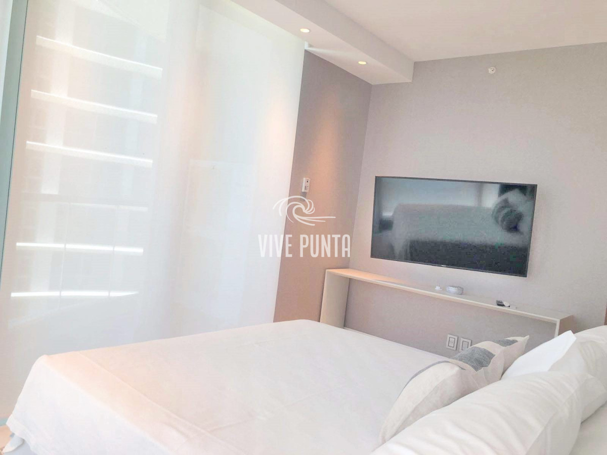 Apartamento ID.897 - Espectacular! Apartamento unificado en Fendi Chateau Punta del Este - VENTA