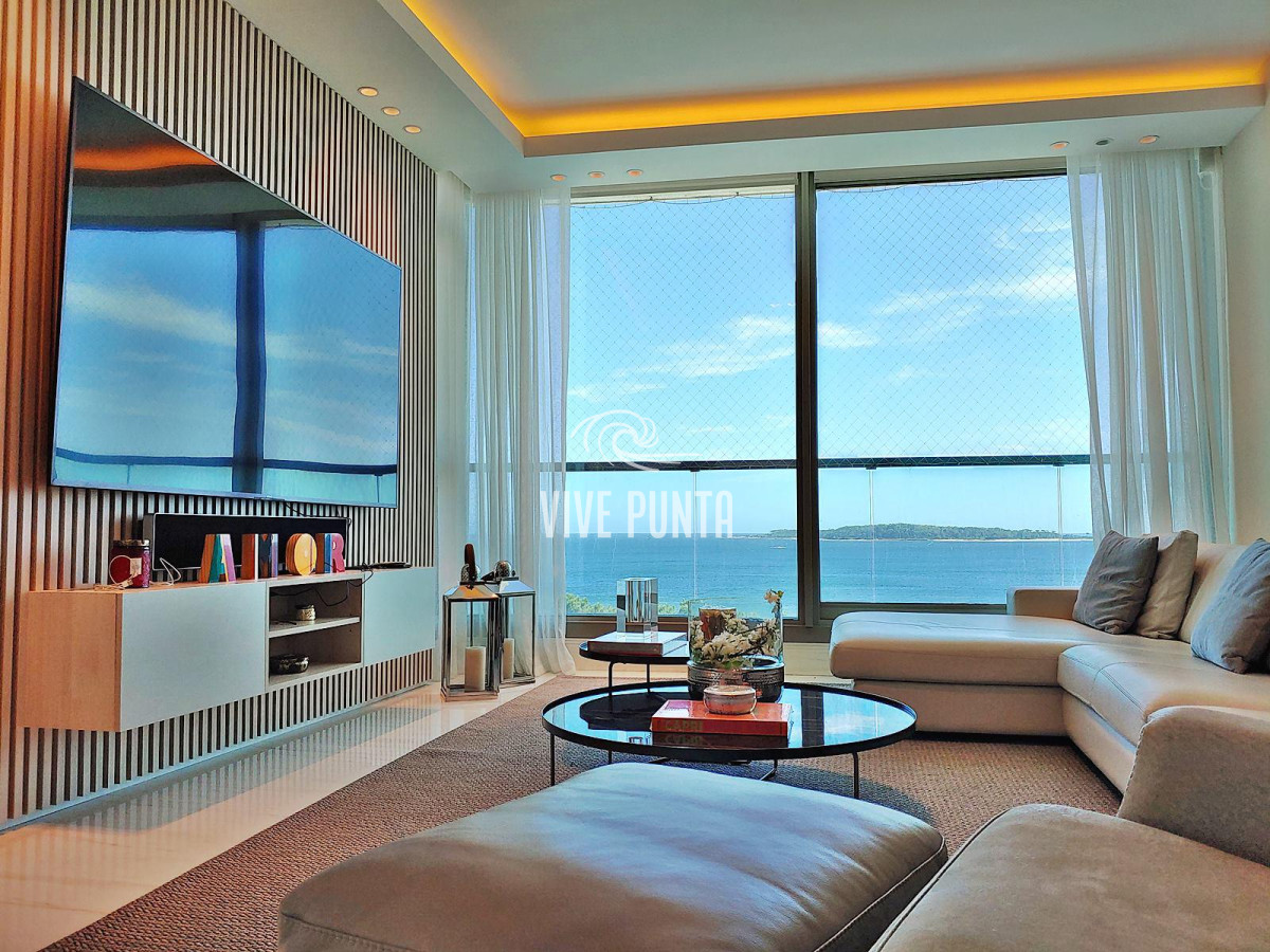 Apartamento ID.897 - Espectacular! Apartamento unificado en Fendi Chateau Punta del Este - VENTA