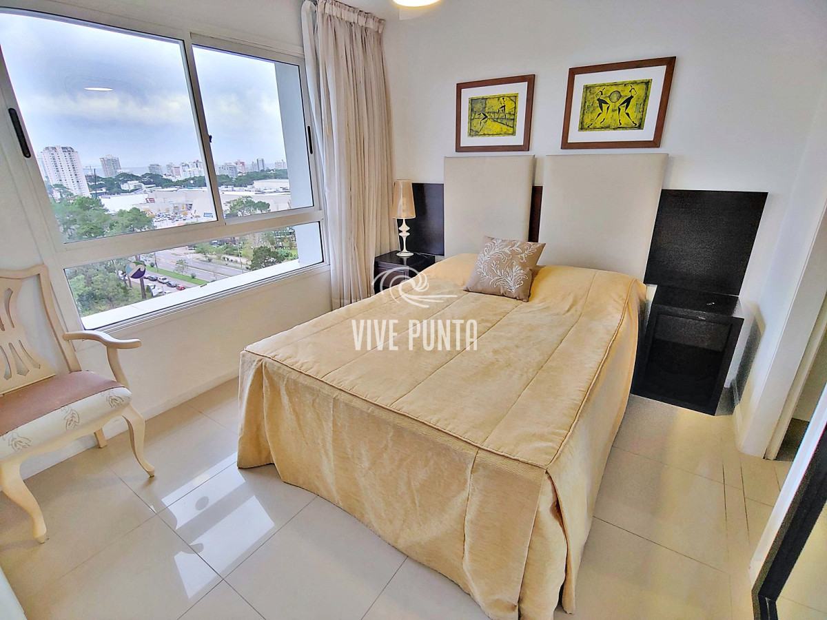Apartamento ID.719 - Venta - Apartamento de 2 dormitorios en Torre de Categoría