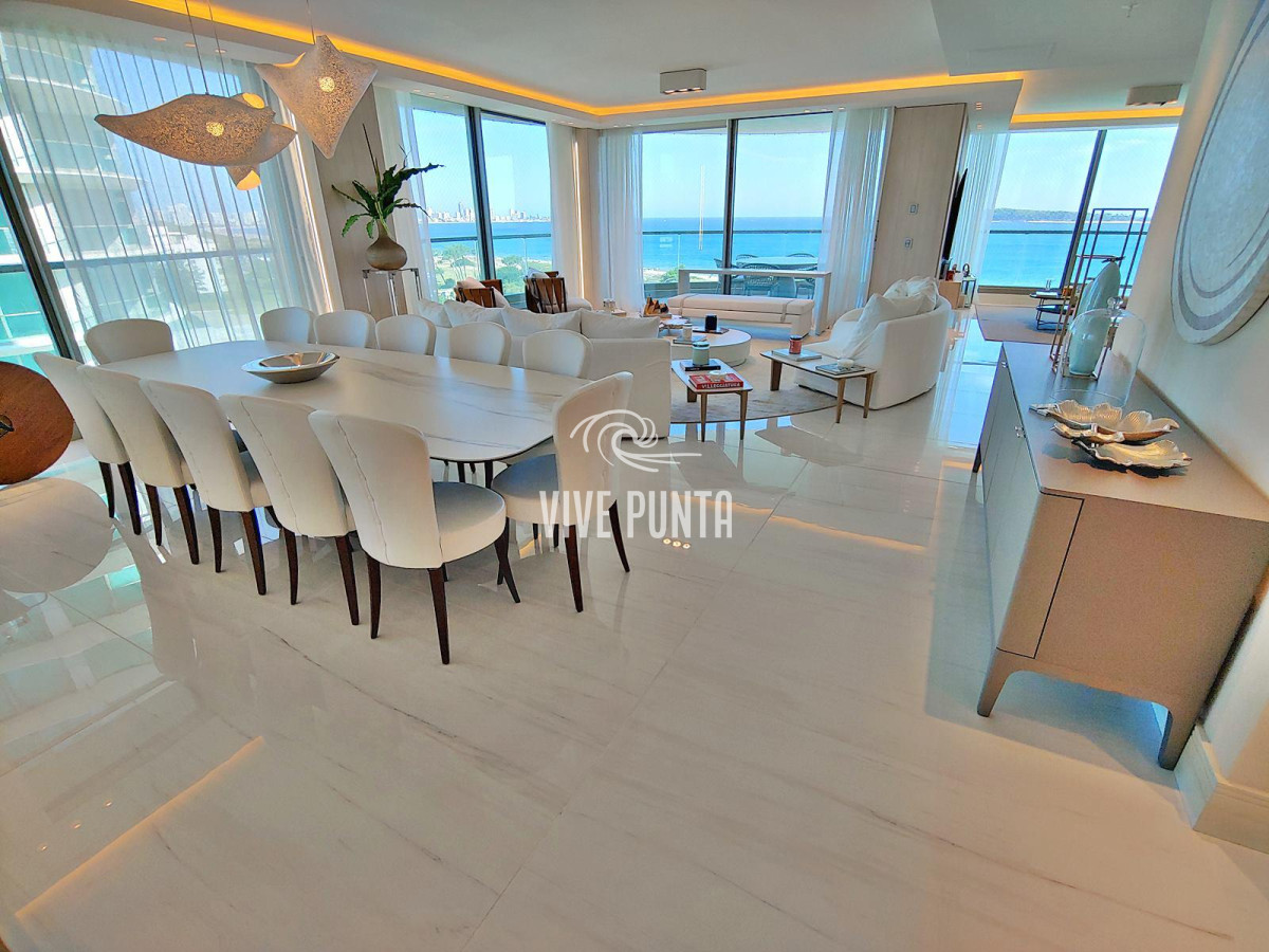 Apartamento ID.897 - Espectacular! Apartamento unificado en Fendi Chateau Punta del Este - VENTA