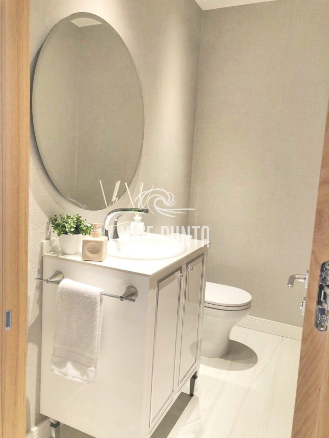 Apartamento ID.897 - Espectacular! Apartamento unificado en Fendi Chateau Punta del Este - VENTA