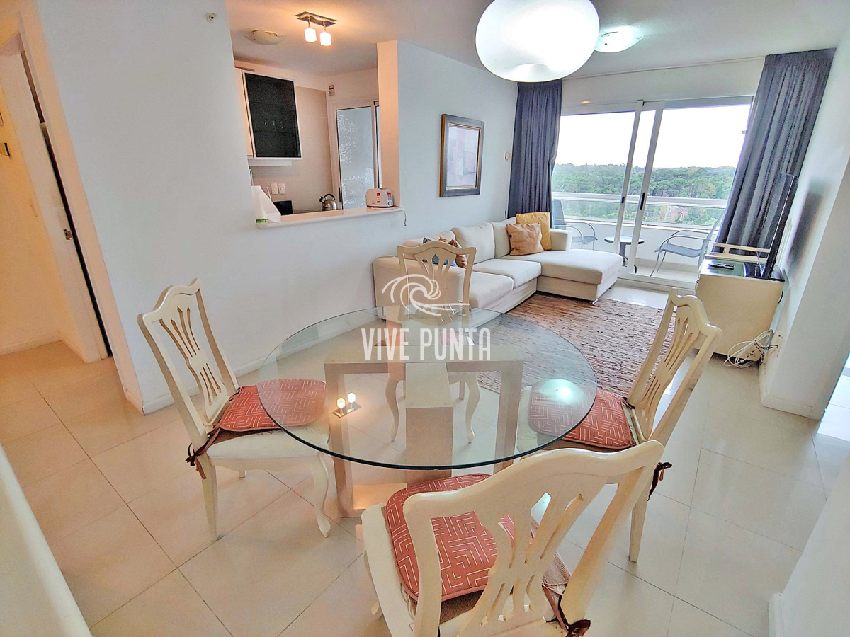 Apartamento ID.719 - Venta - Apartamento de 2 dormitorios en Torre de Categoría