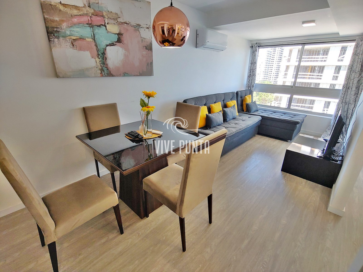 Apartamento ID.589 - Punta del Este, Venta - Moderno apartamento de 1 dormitorio en Torre de Categoría
