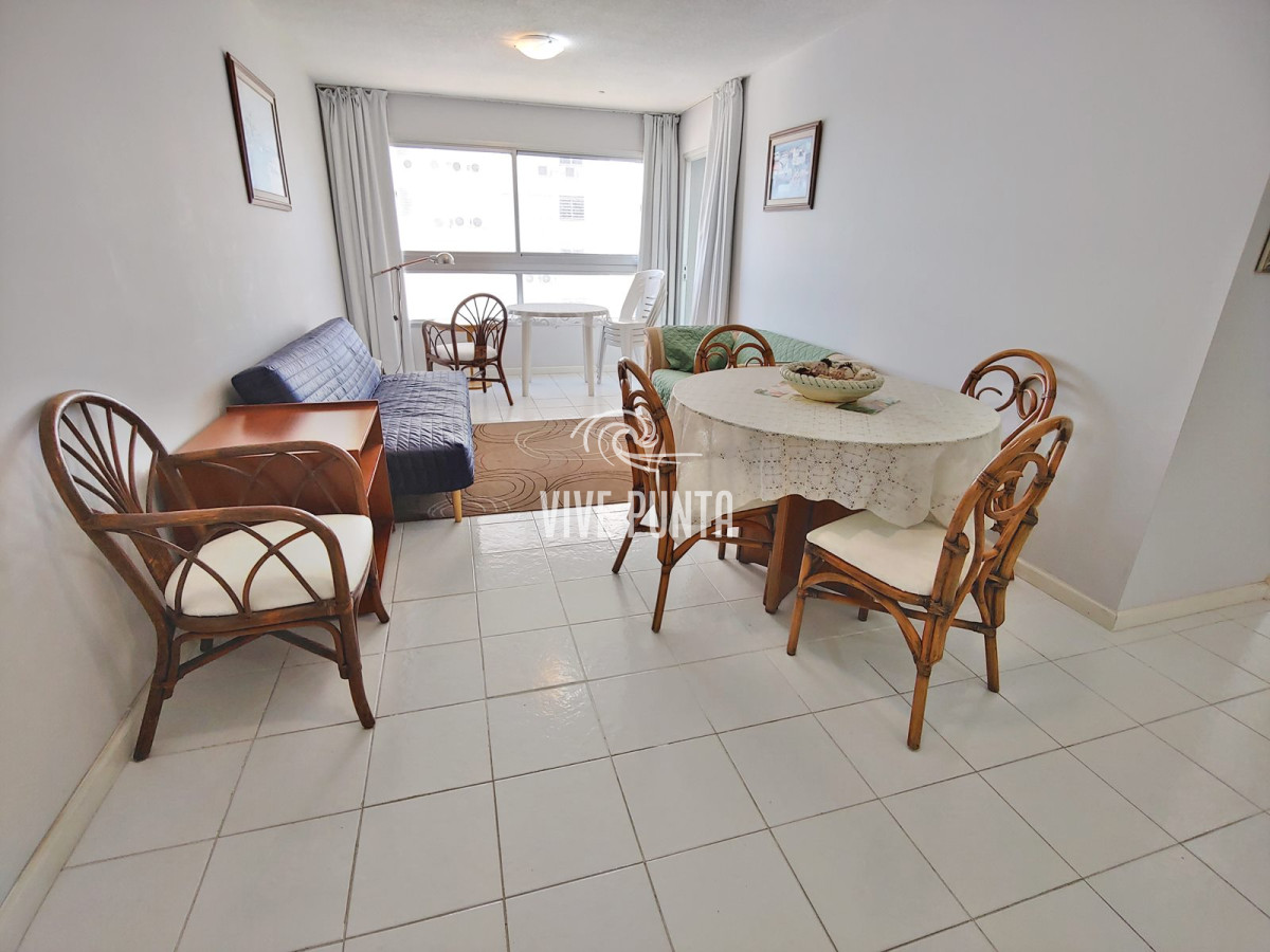 Apartamento ID.717 - Apartmento en venta - 1 dormitorio y medio - Playa Mansa