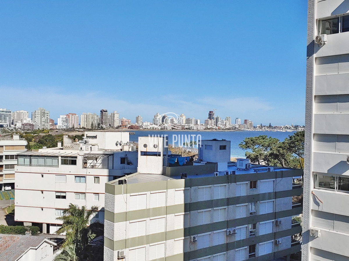 Apartamento ID.717 - Apartmento en venta - 1 dormitorio y medio - Playa Mansa