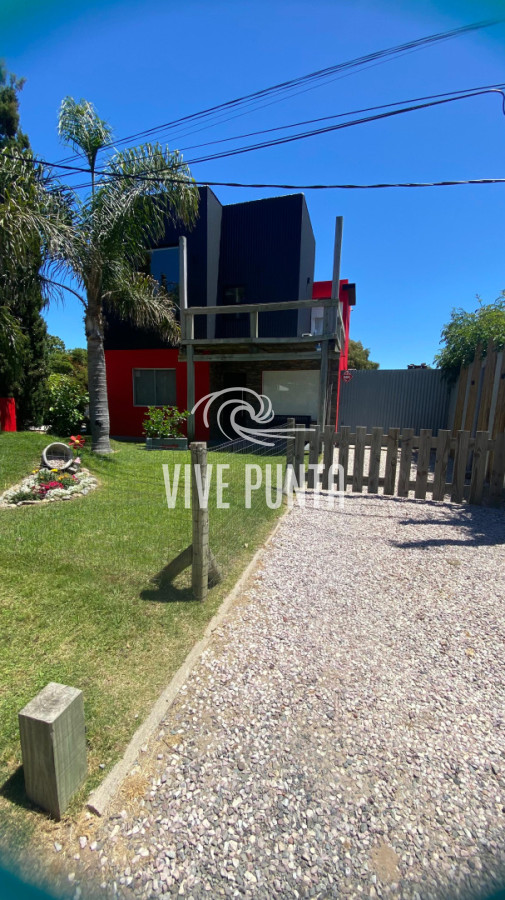 Casa ID.1153 - Muy buena opcion en La Barra!