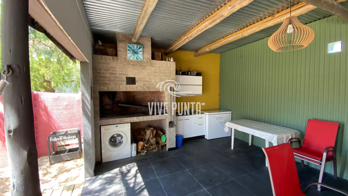 Casa ID.1153 - Muy buena opcion en La Barra!