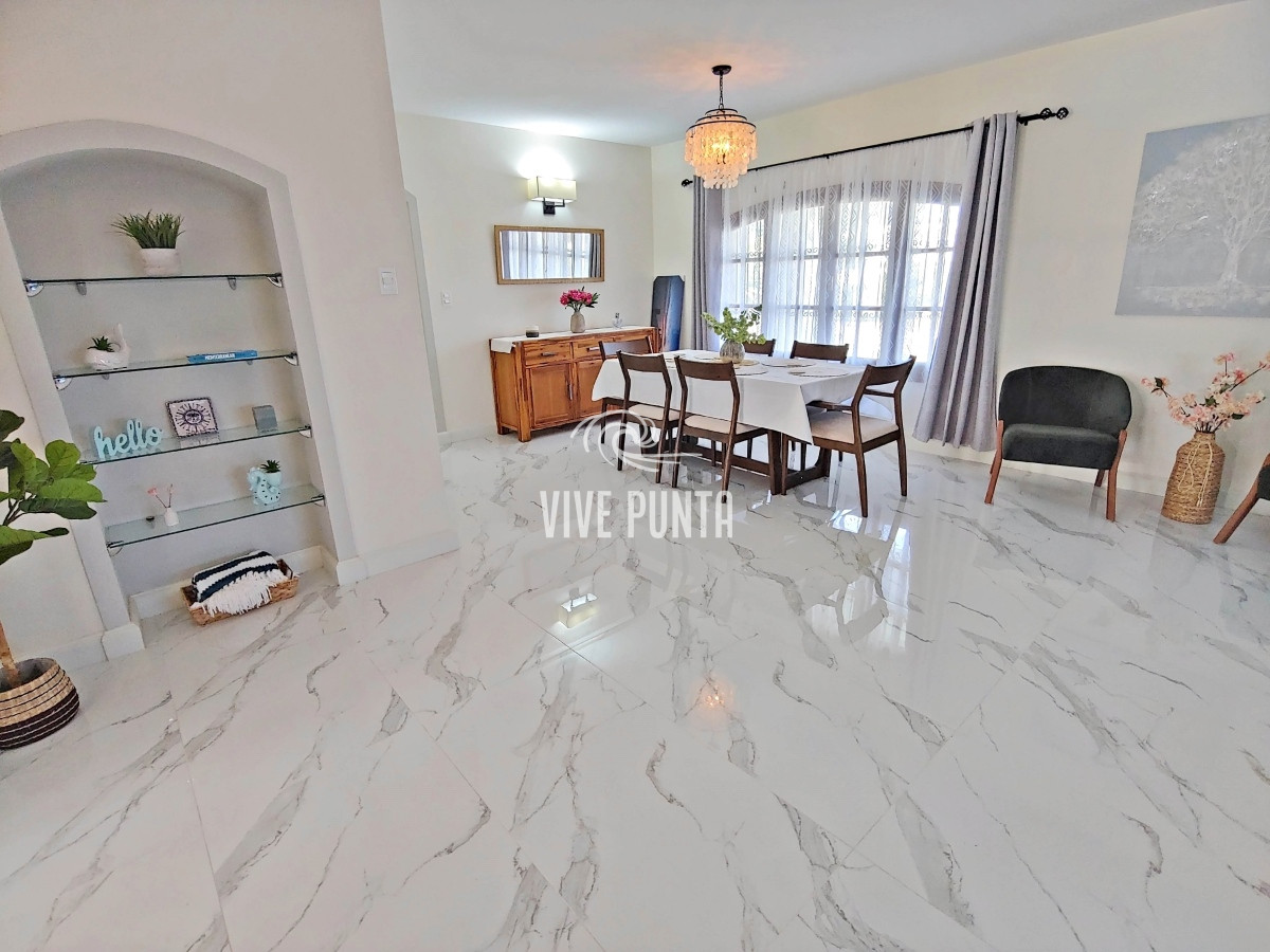 Casa ID.552 - Alquiler de temporada - Espectacular residencia a pasos de Playa Mansa