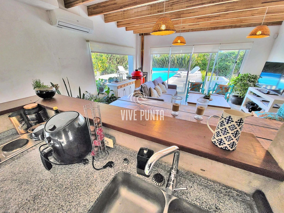 Casa ID.1045 - Espectacular casa en Pinares para vivirla todo el año!
