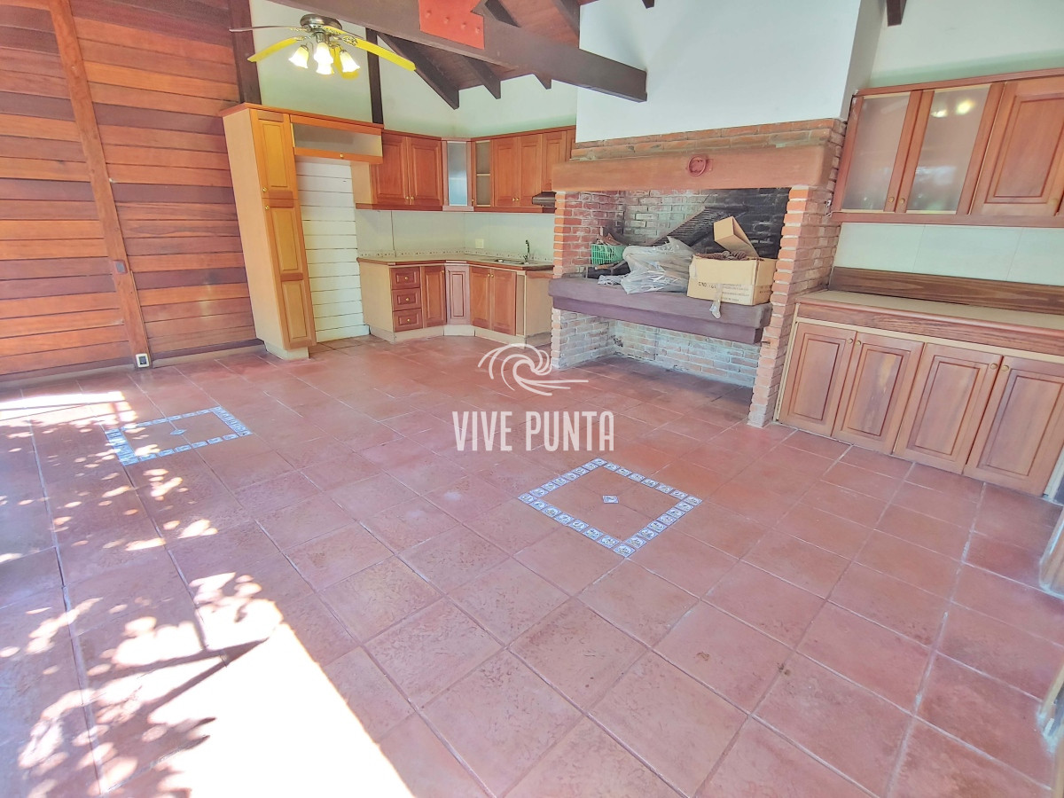Casa ID.644 - Casa en alquiler anual - Punta del Este