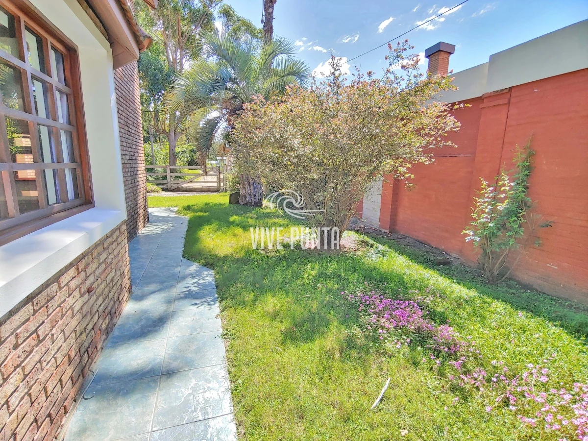 Casa ID.644 - Casa en alquiler anual - Punta del Este