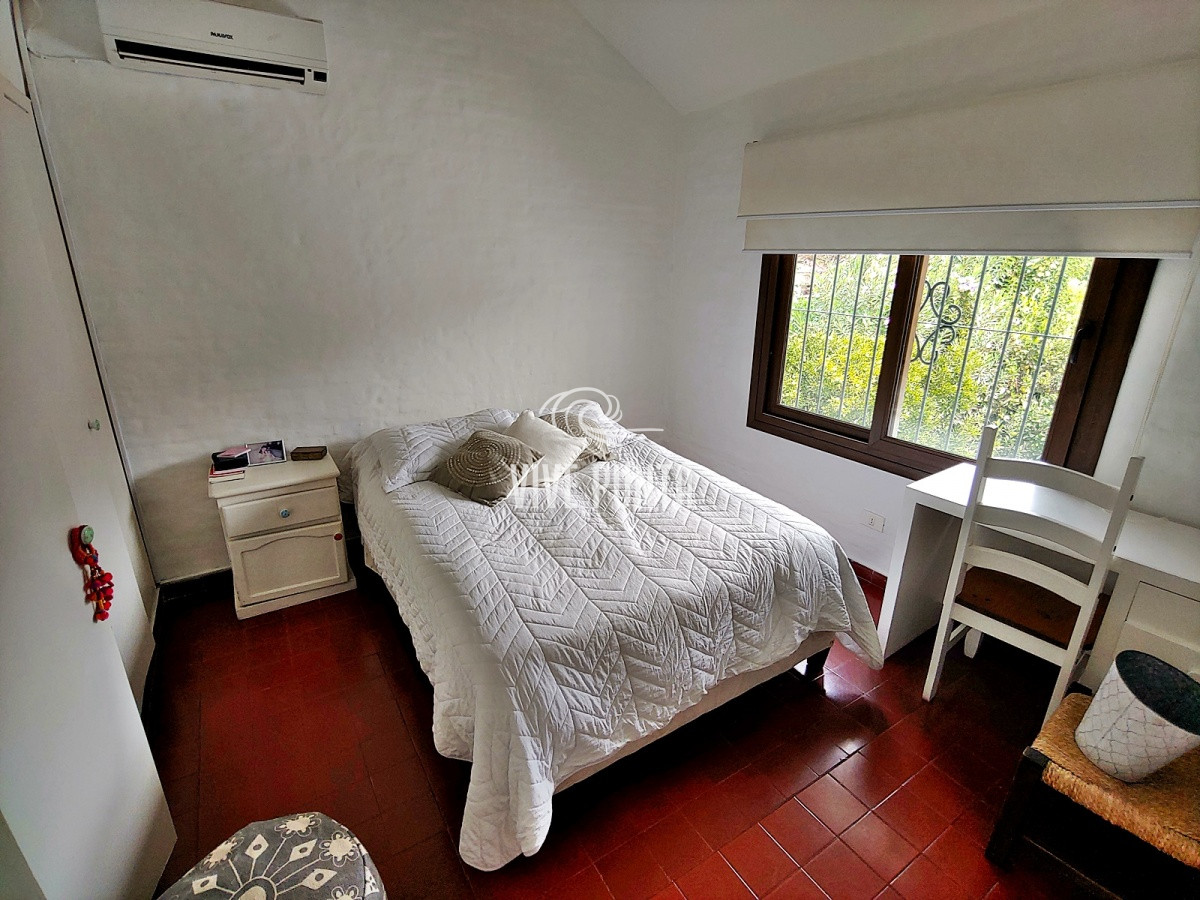 Casa ID.1045 - Espectacular casa en Pinares para disfrutar el verano