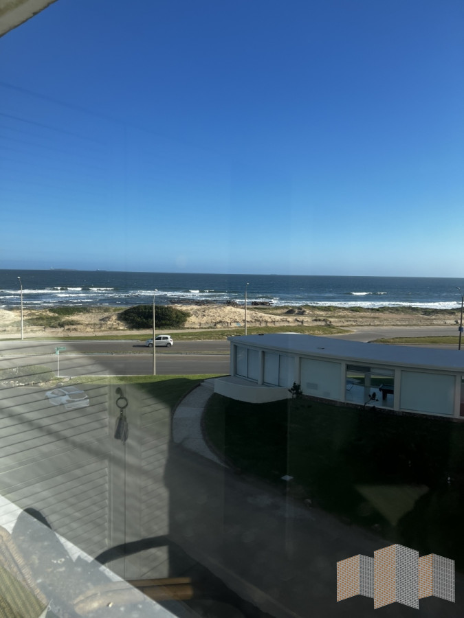 Apartamento ID.3350 - Precioso apartamento frente al mar 