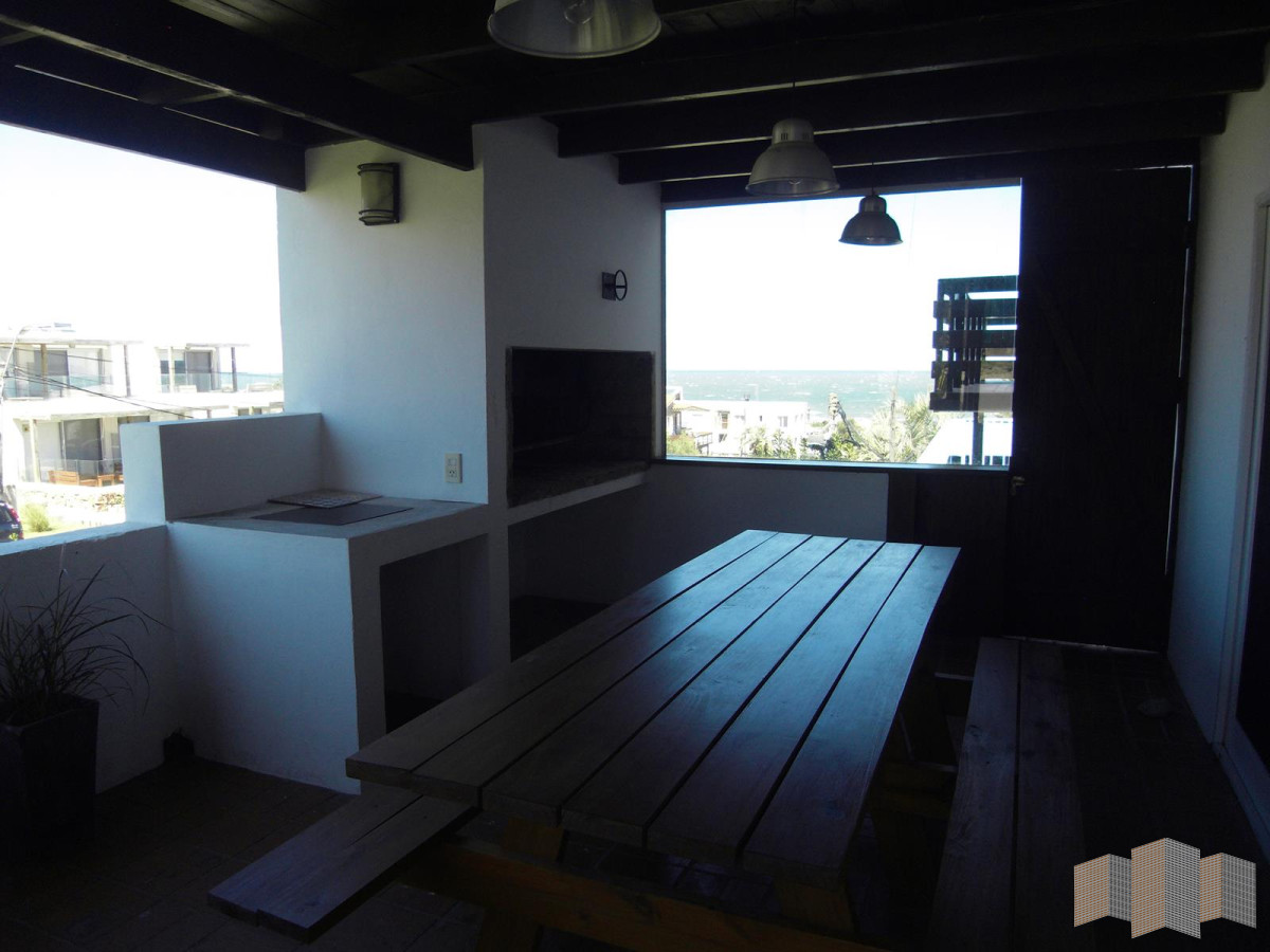 Apartamento ID.1495 - EN UNA DE LAS ZONAS MAS BUSCADAS DE LA MOVIDA ESTEÑA