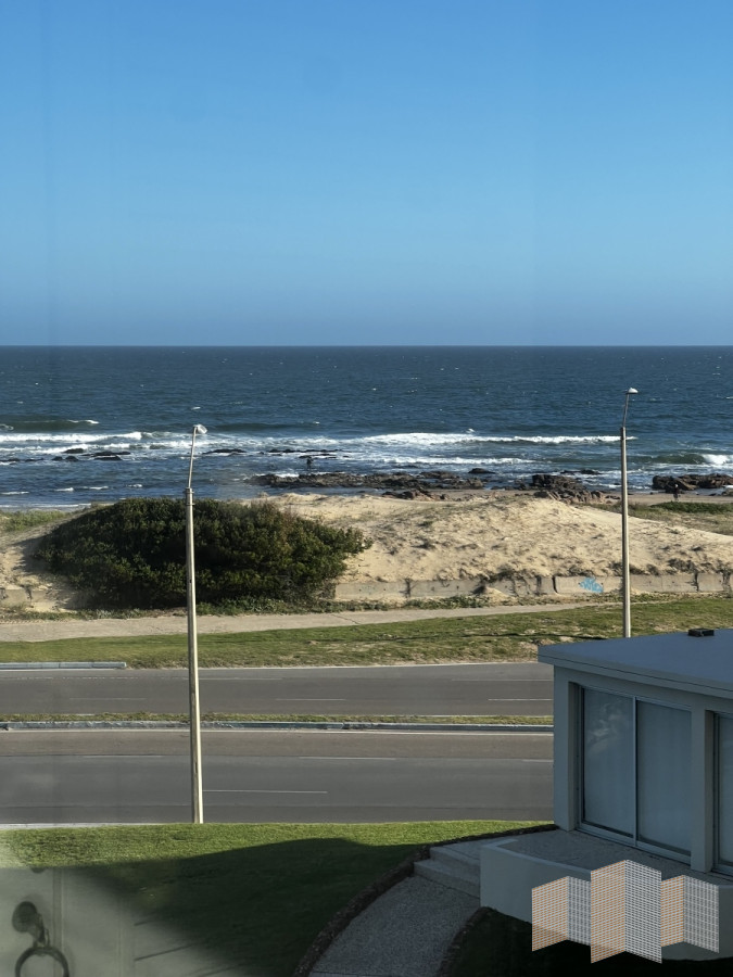 Apartamento ID.3350 - Precioso apartamento frente al mar 