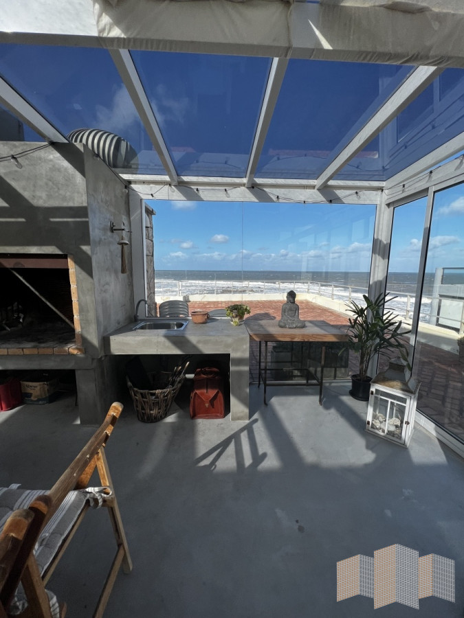 Apartamento ID.3346 - FRENTE AL MAR Y CON EXCELENTE VISTA 