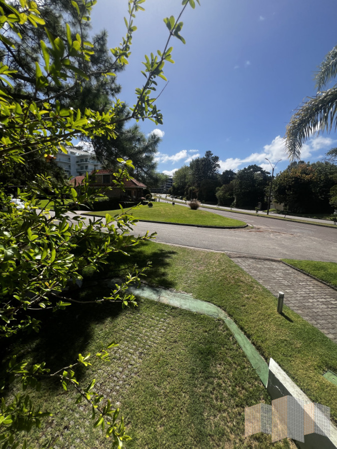 Apartamento ID.3419 - EN EXCELENTE ENTORNO