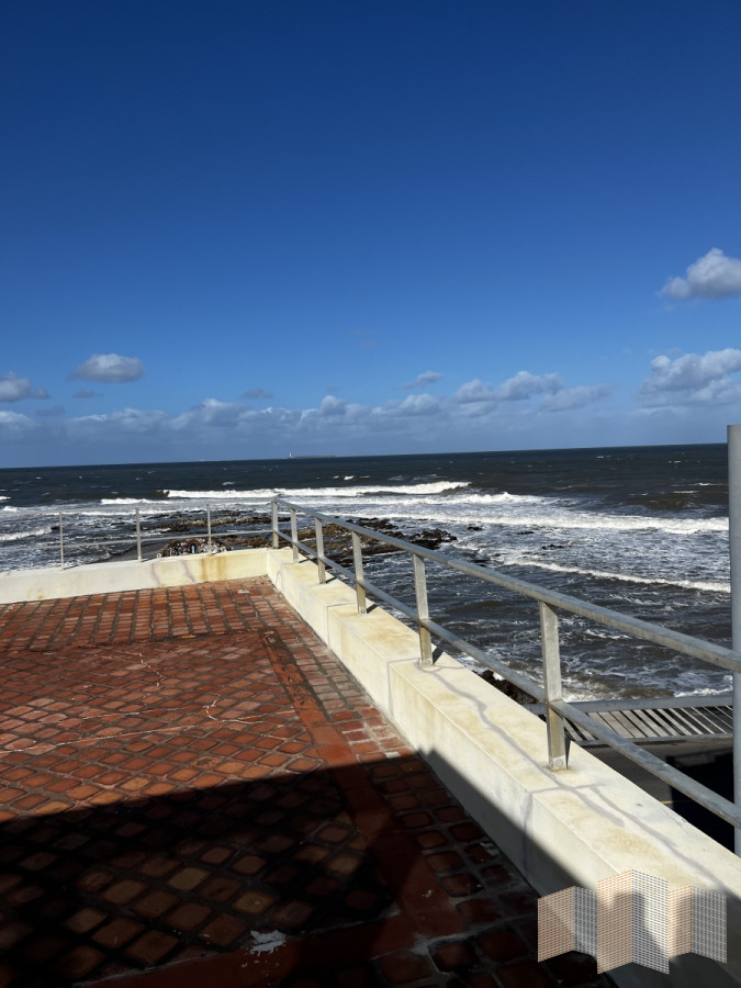 Apartamento ID.3346 - FRENTE AL MAR Y CON EXCELENTE VISTA 