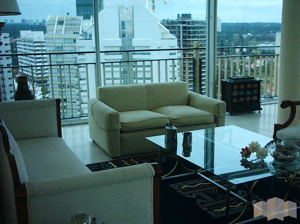 Apartamento ID.1030 - Apartamento en Punta del Este, Brava