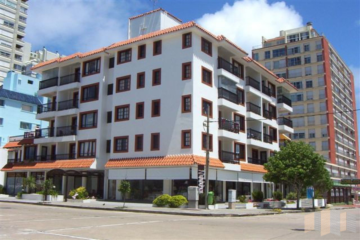 Apartamento ID.1057 - Apartamento en Punta del Este, Península