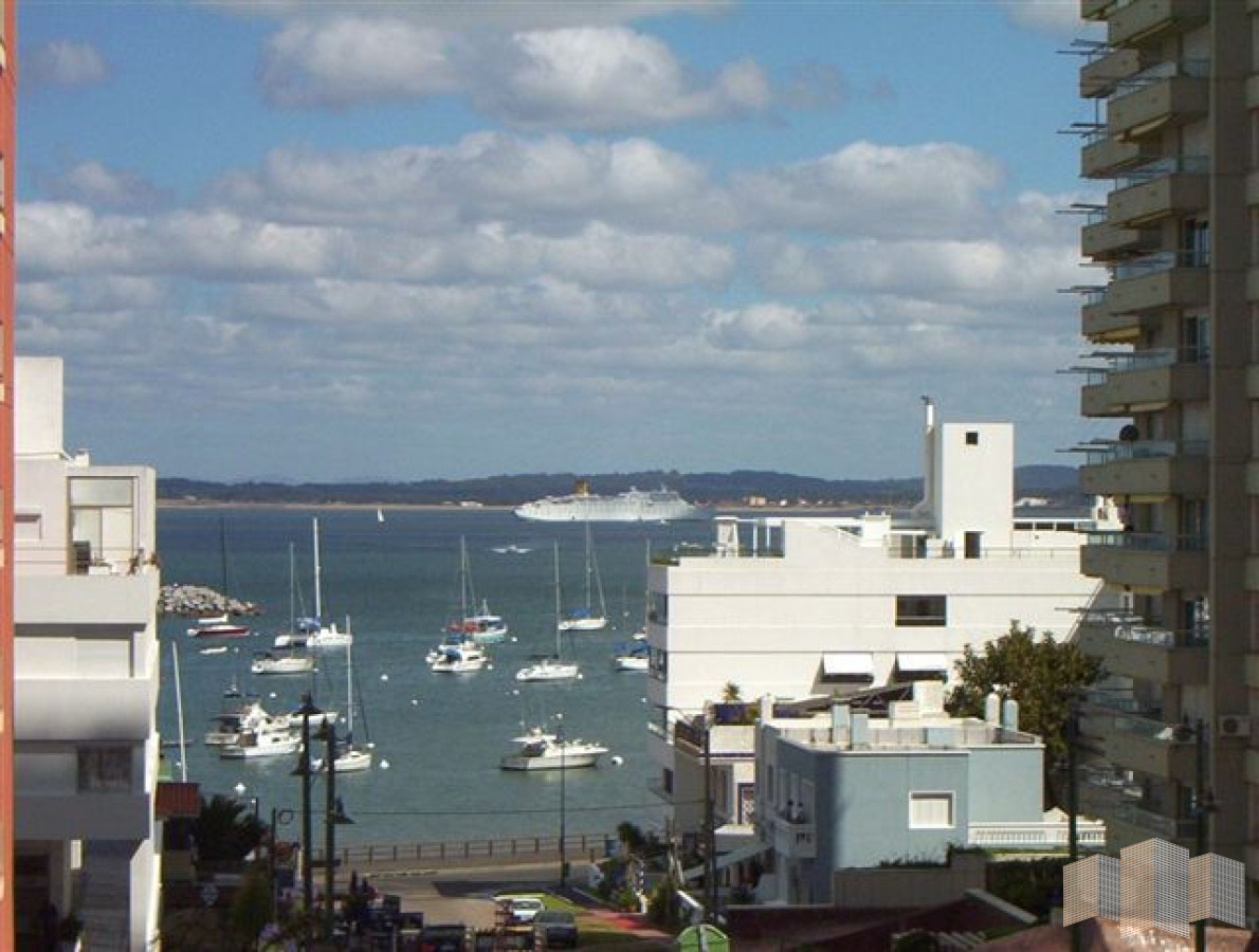 Apartamento ID.1057 - Apartamento en Punta del Este, Península