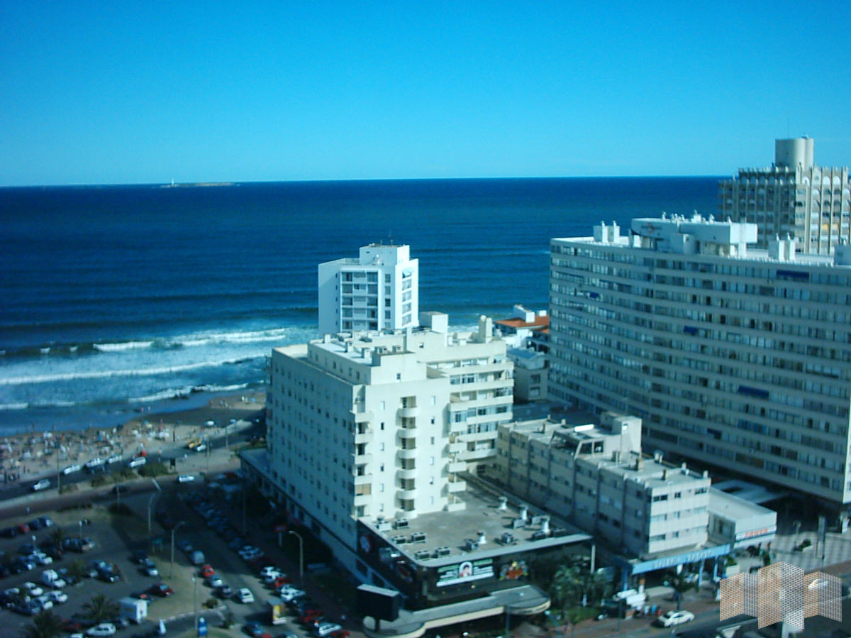 Apartamento ID.1085 - Apartamento en Punta del Este, Península