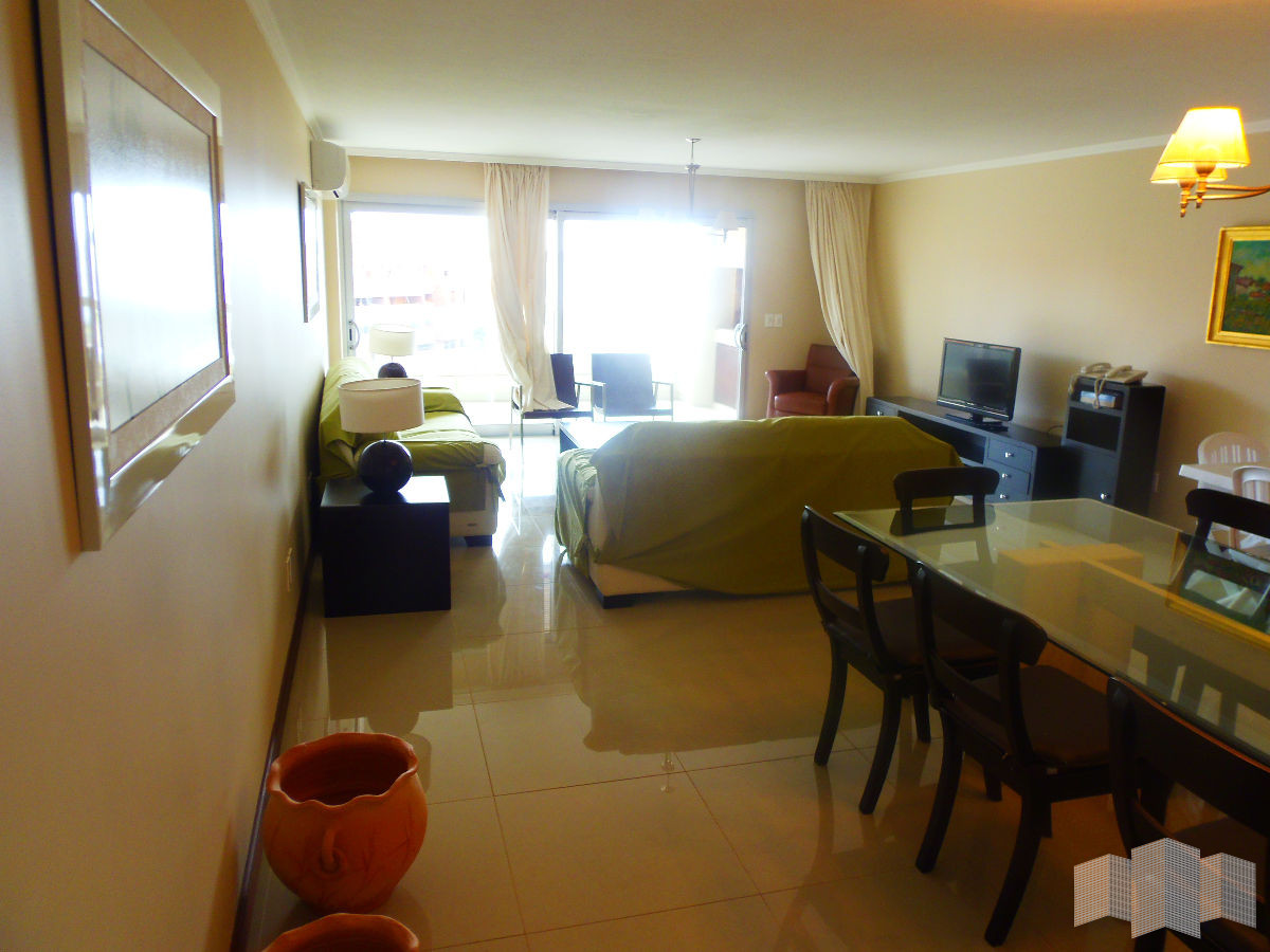 Apartamento ID.1200 - PRIMERA LINEA AL MAR